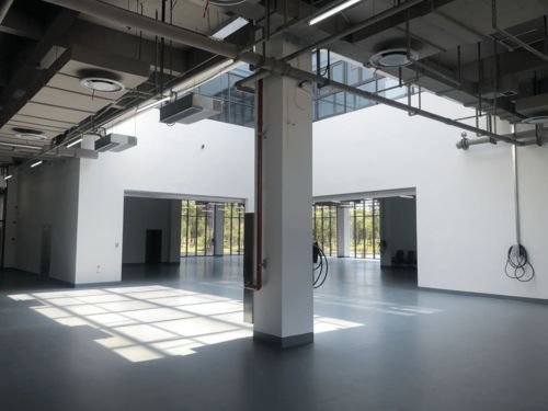 獨(dú)家丨特斯拉上海首個(gè)交付中心即將投入使用